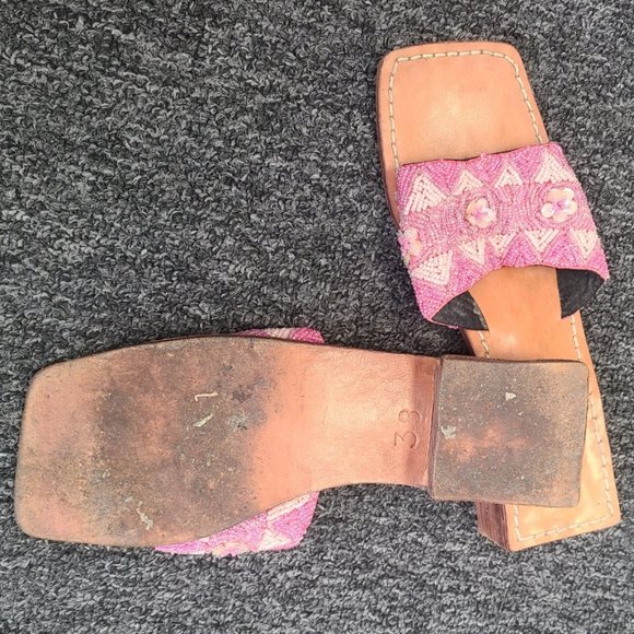 Beaded leather sandal size 7.5 (used) - Picture 3 of 6